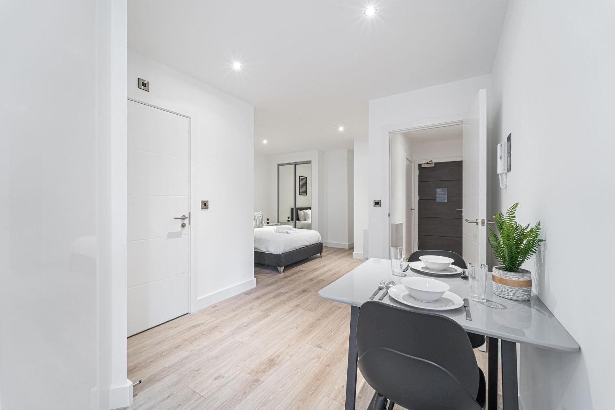 Seven Living Residences Solihull - Close To Nec & Bhx - Free Parking Exterior photo