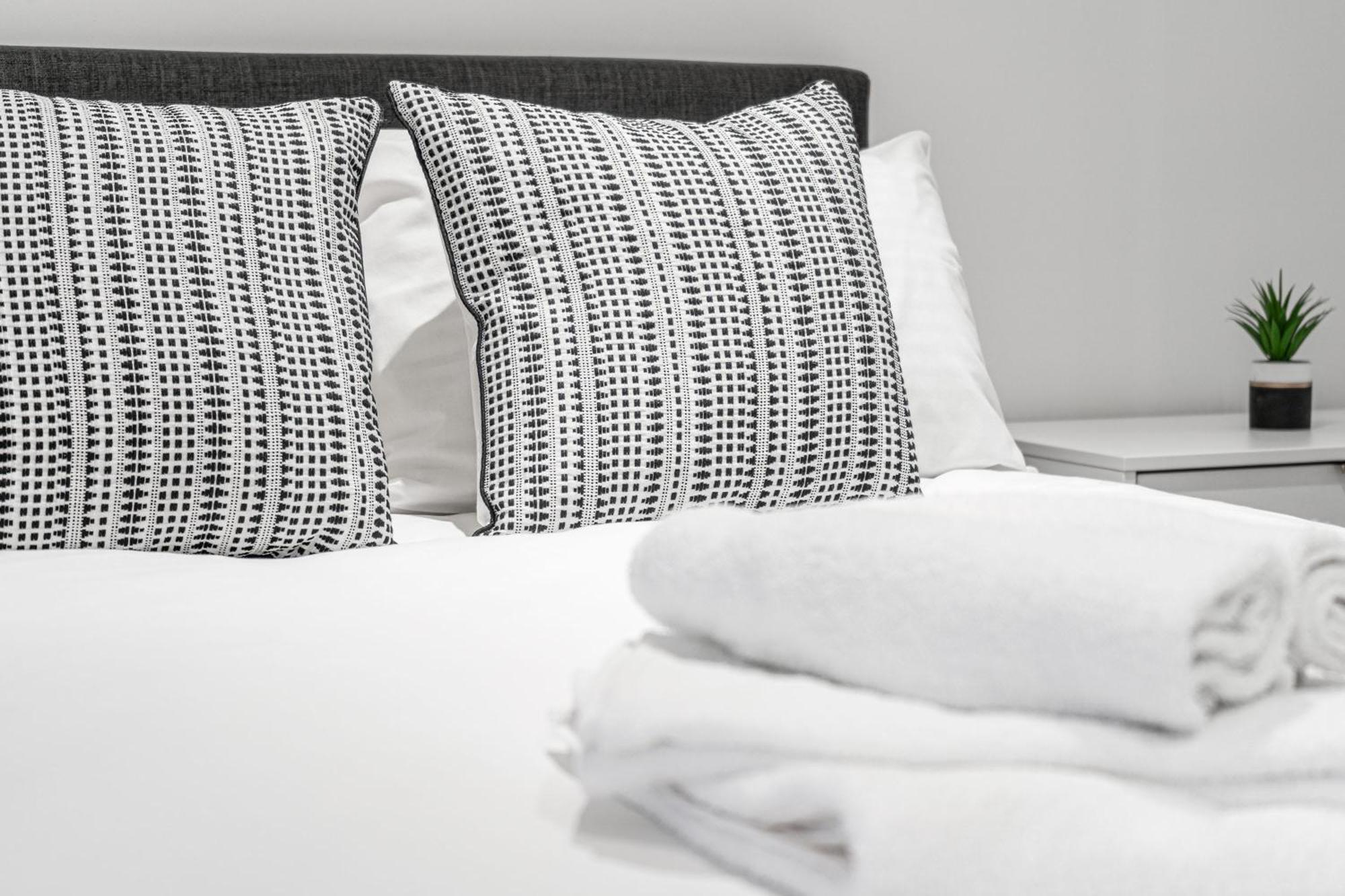 Seven Living Residences Solihull - Close To Nec & Bhx - Free Parking Exterior photo